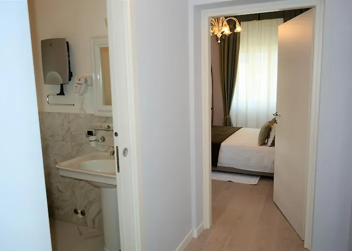 Les 7 Erica فندق