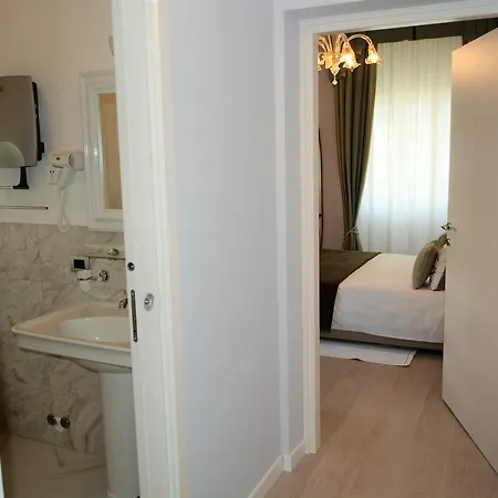 Les 7 Erica فندق